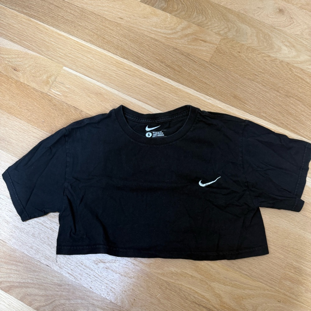 Frankie Collective reworked vintage Nike crop Tshirt